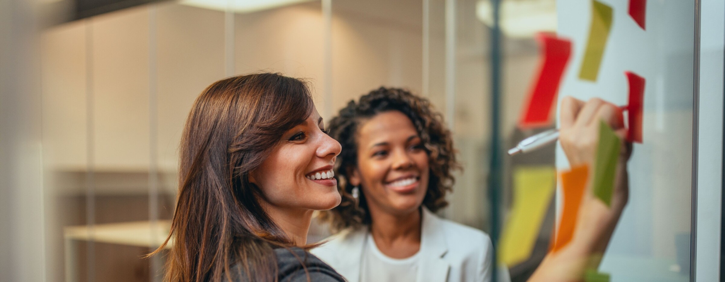 Adobe Stock 318214993 lg unsere Inhaberinnen